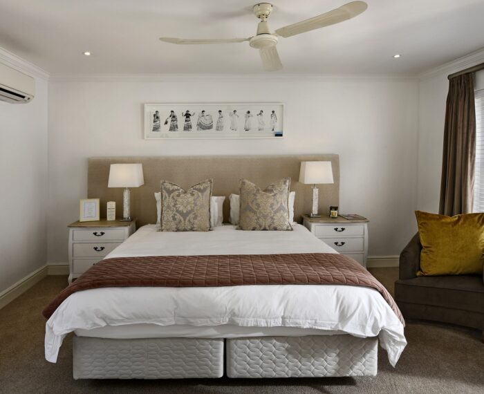 bedroom-5664221_1280